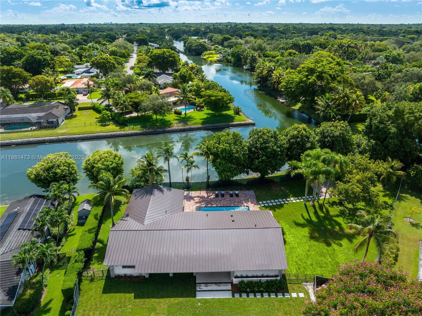 Set on an oversized 21, 000 sq.