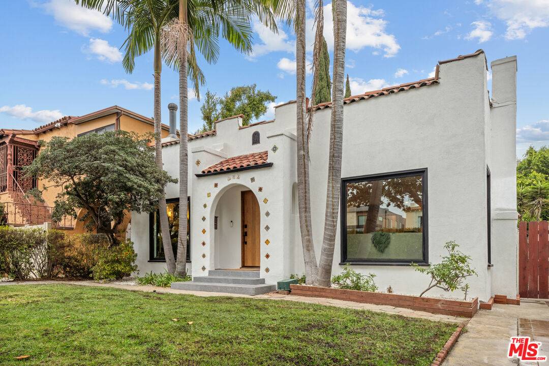 722 N La Jolla Ave 3BR Hollywood Hills East La
