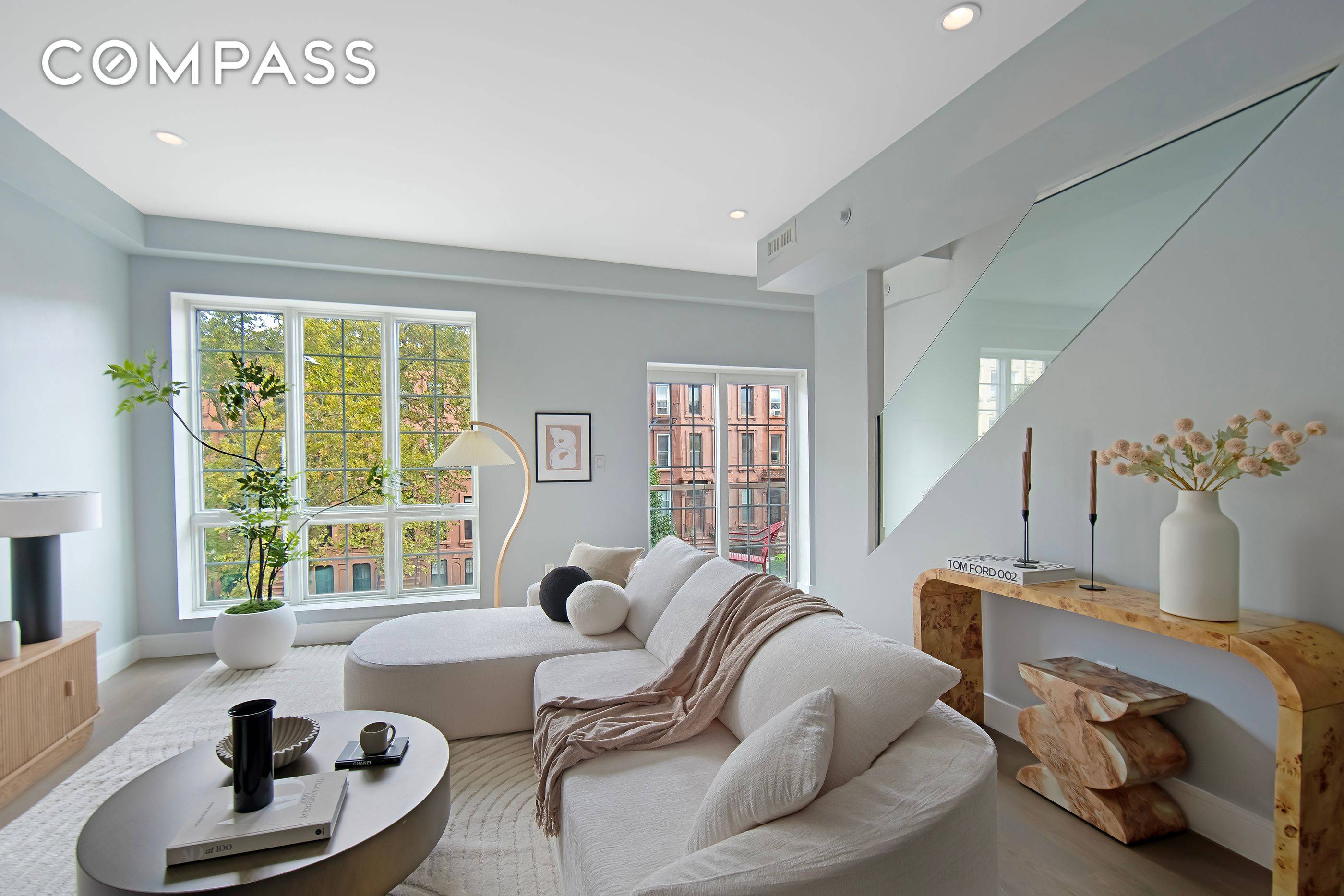First Showing on May 29 from 5 30 6 30 pm This boutique offers the best of Bed Stuy living in one of Brownstone Brooklyn s most dynamic neighborhoods.