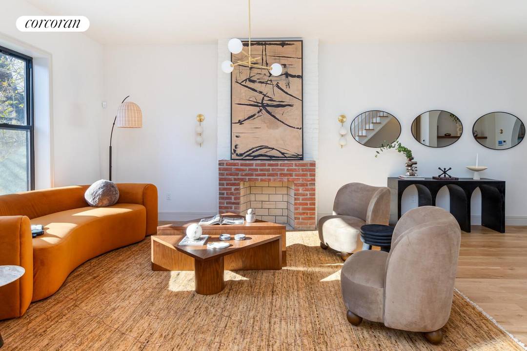 Originally built in 1899, 681 Decatur Street has been masterfully reinvented into a modern, luxury two family townhouse while preserving its historic charm.