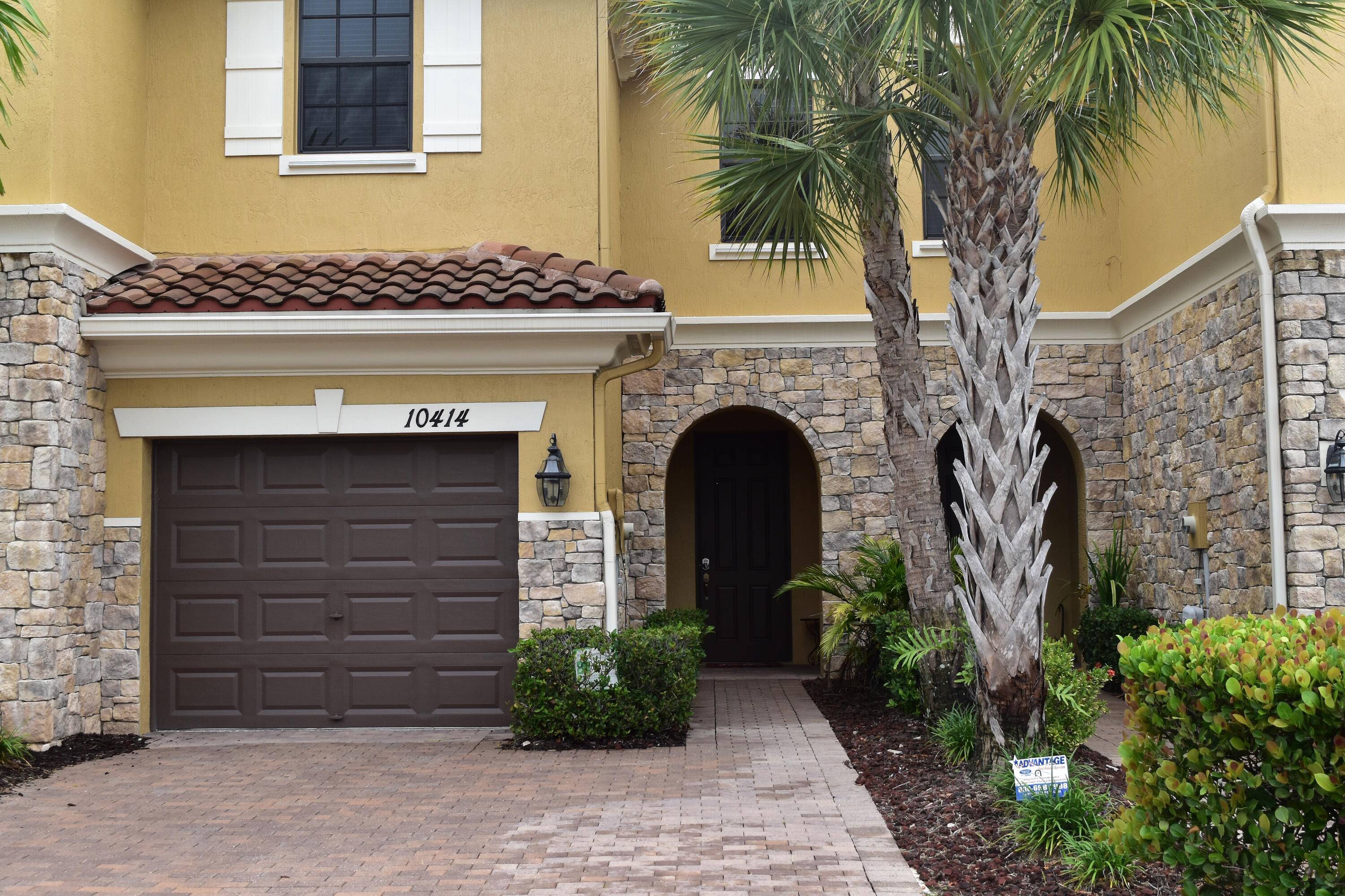 This lovely, clean, 3 bedroom, 2 1 2 bath townhome is located a well kept gated community.