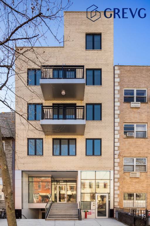Brand new community facility with 4 bathrooms available in this new condo building.
