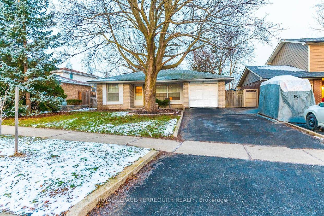 Brant Hills Beauty ! This stunning 3 bedroom backsplit sits on a premium 56 x 120 ft lot in one of Burlington's most desirable neighborhoods.