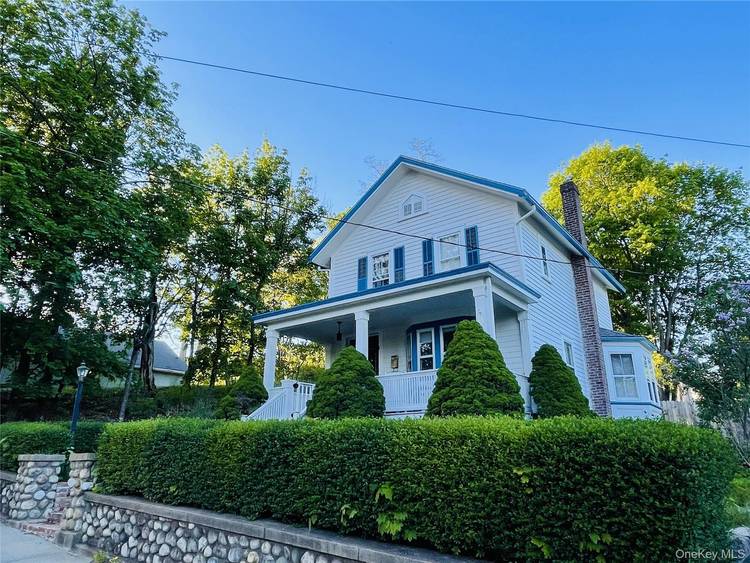 Live in this fully furnished, picture perfect Cold Spring home with walkability to hiking trails, train and shopping !