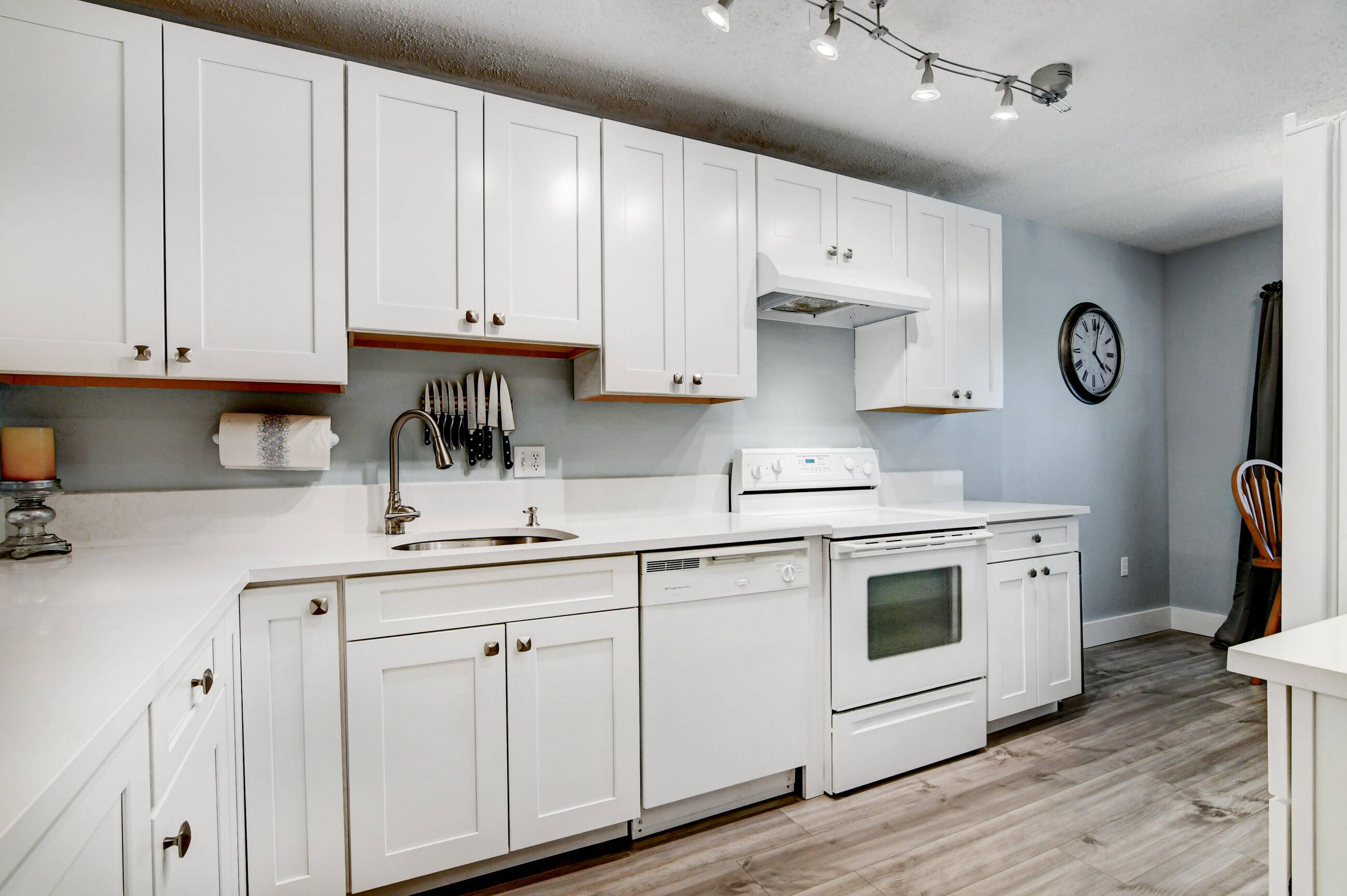 Membership Required Lovely waterfront condo in Hunters Run.