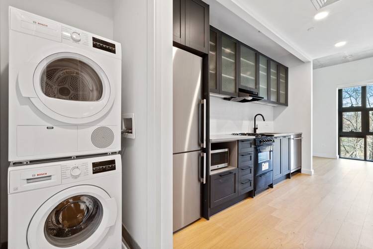 Park facing studio residence !