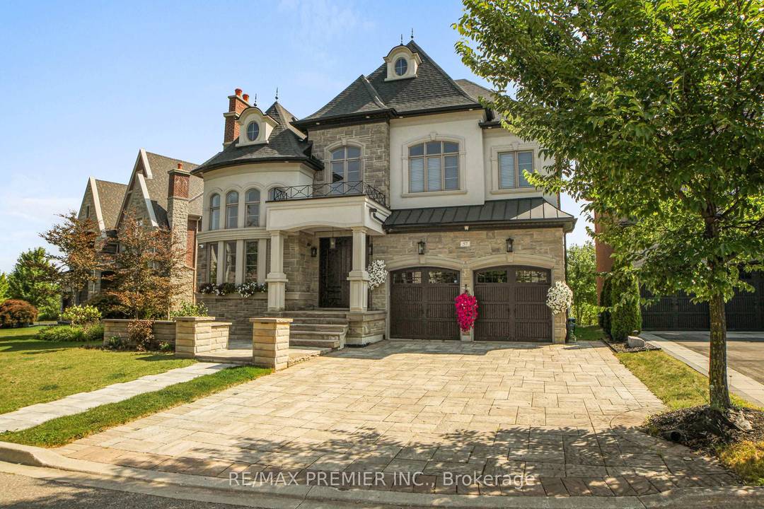 Tucked away on a quiet court and backing onto a serene ravine, 57 Hogan Court in King City perfectly balances elegance, comfort, and convenience.