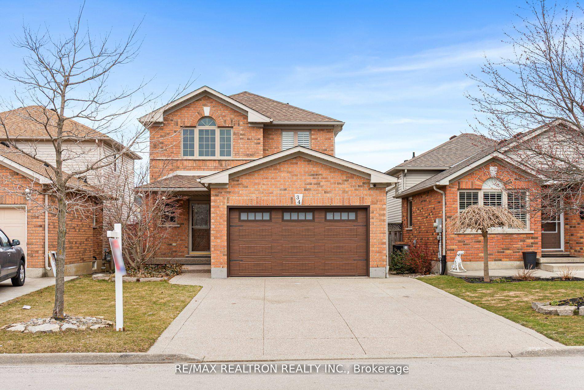 This beautiful home is situated in one of Hamilton's desirable neighborhoods, Stoney Creek.