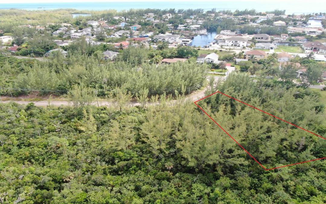 3 CORAL HARBOUR WATERWAYS Land New-Providence