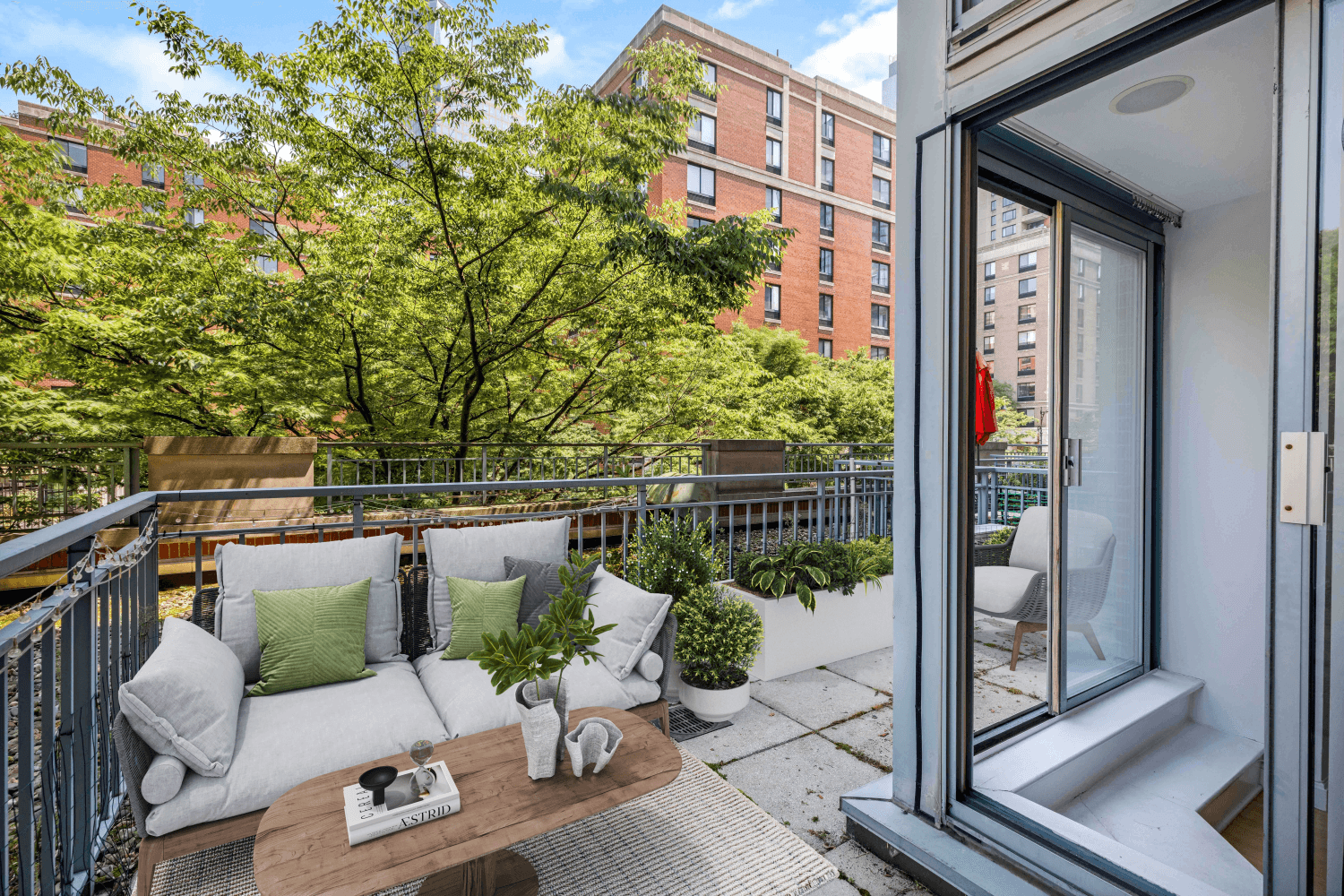 A serene duplex with outdoor space, washer dryer and 1.