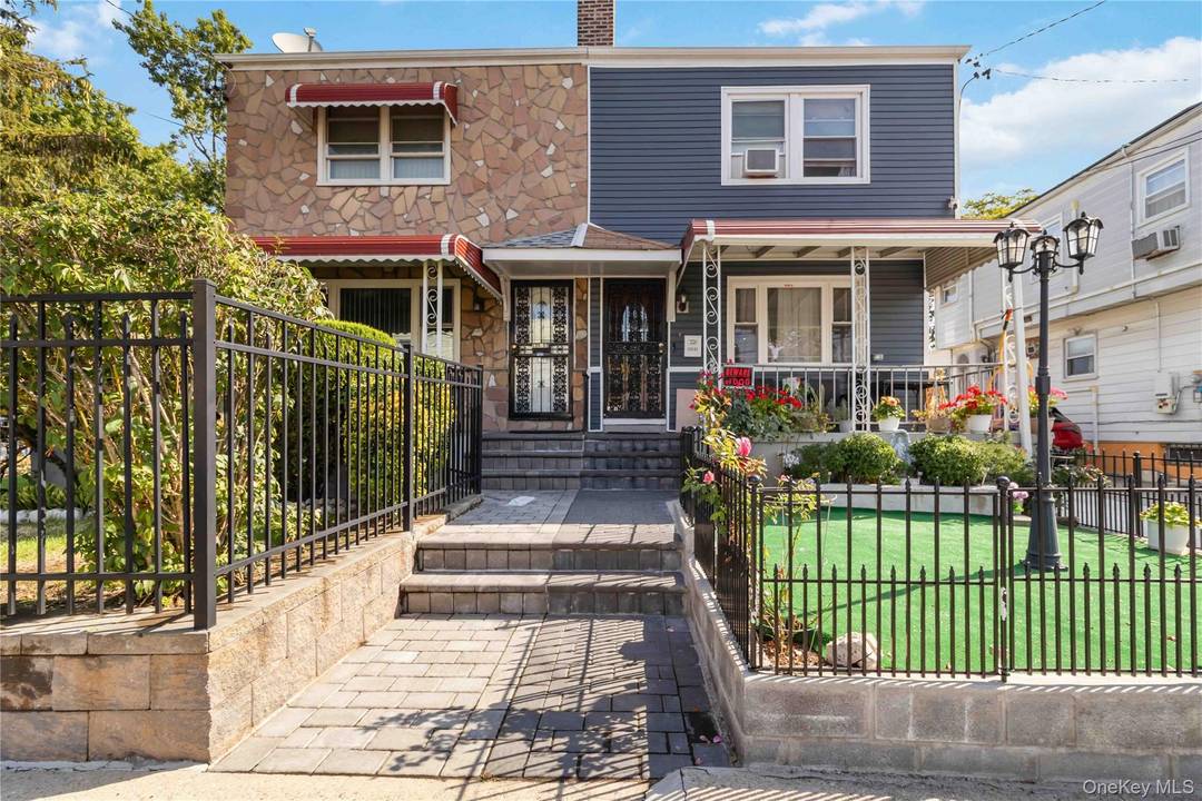 Beautiful single family home in Jamaica.