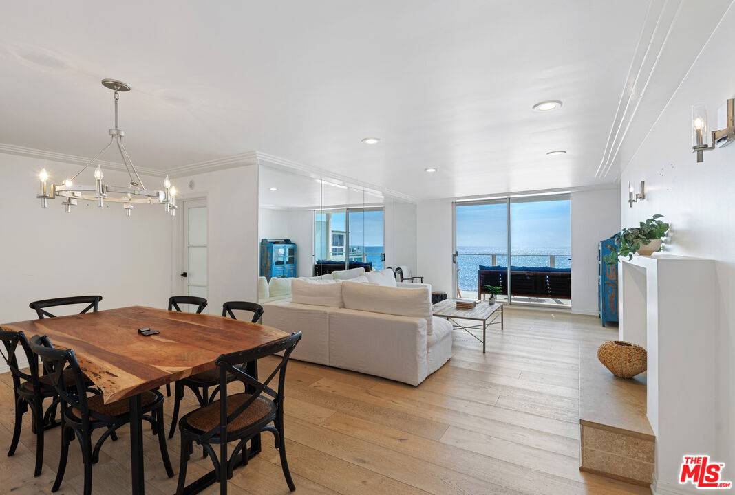 22548 Pacific Coast Hwy 2BR Malibu La