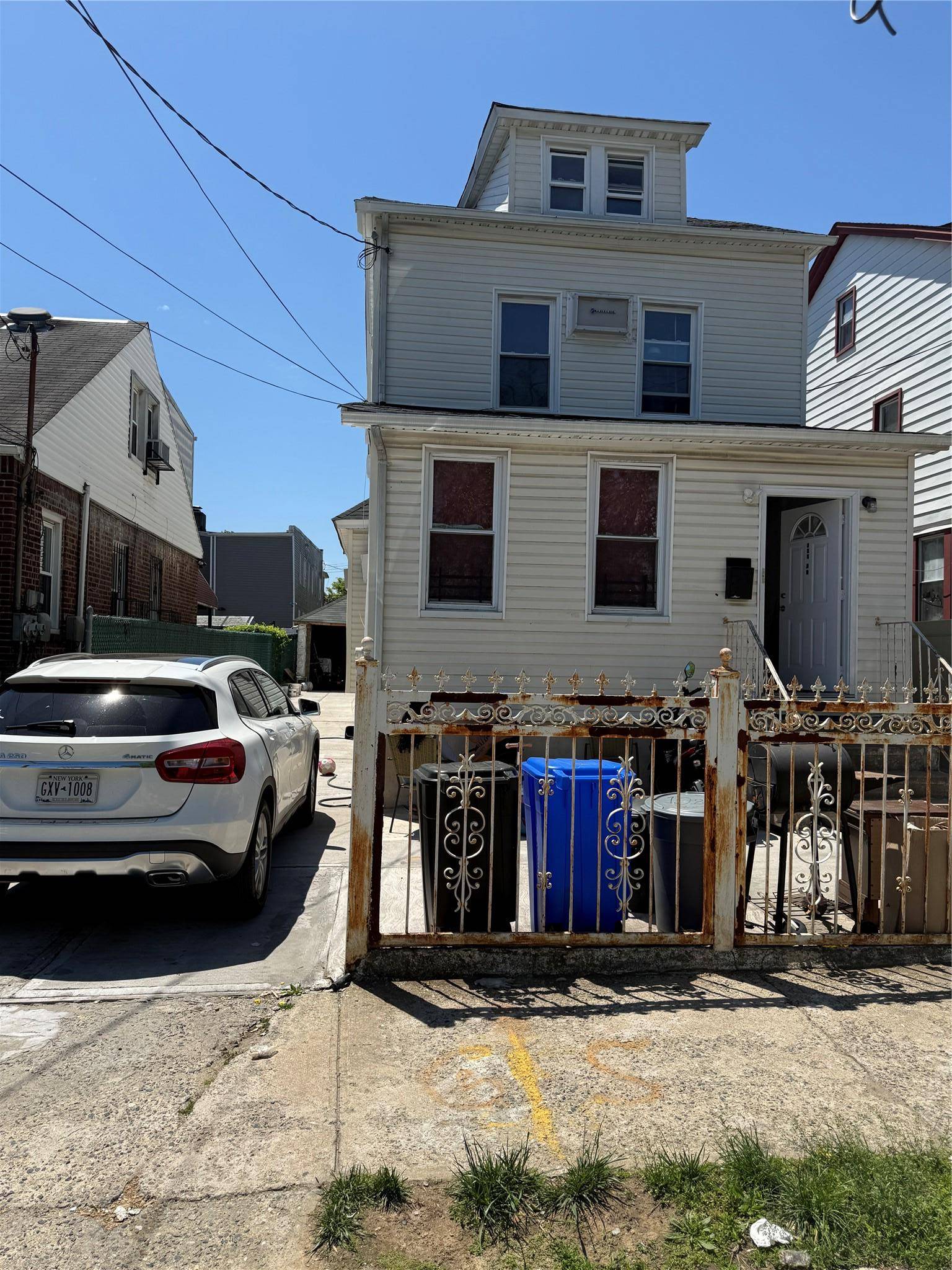House For Sale.