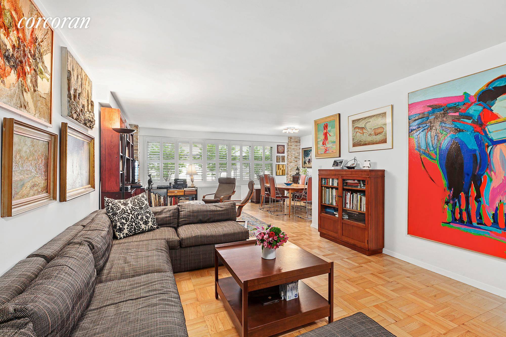 Enter one of the largest apartments in Gramercy Park Towers !