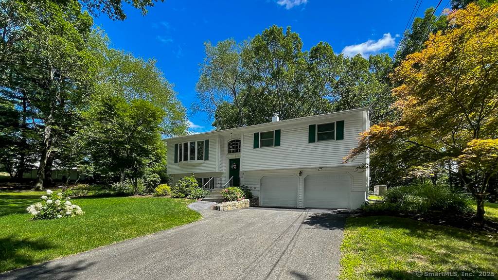 Tucked away in its own private enclave, this adorable Raised Ranch is just 1 mile from I 84 Exit 2 and 5 minutes to I 684 an ideal location for ...