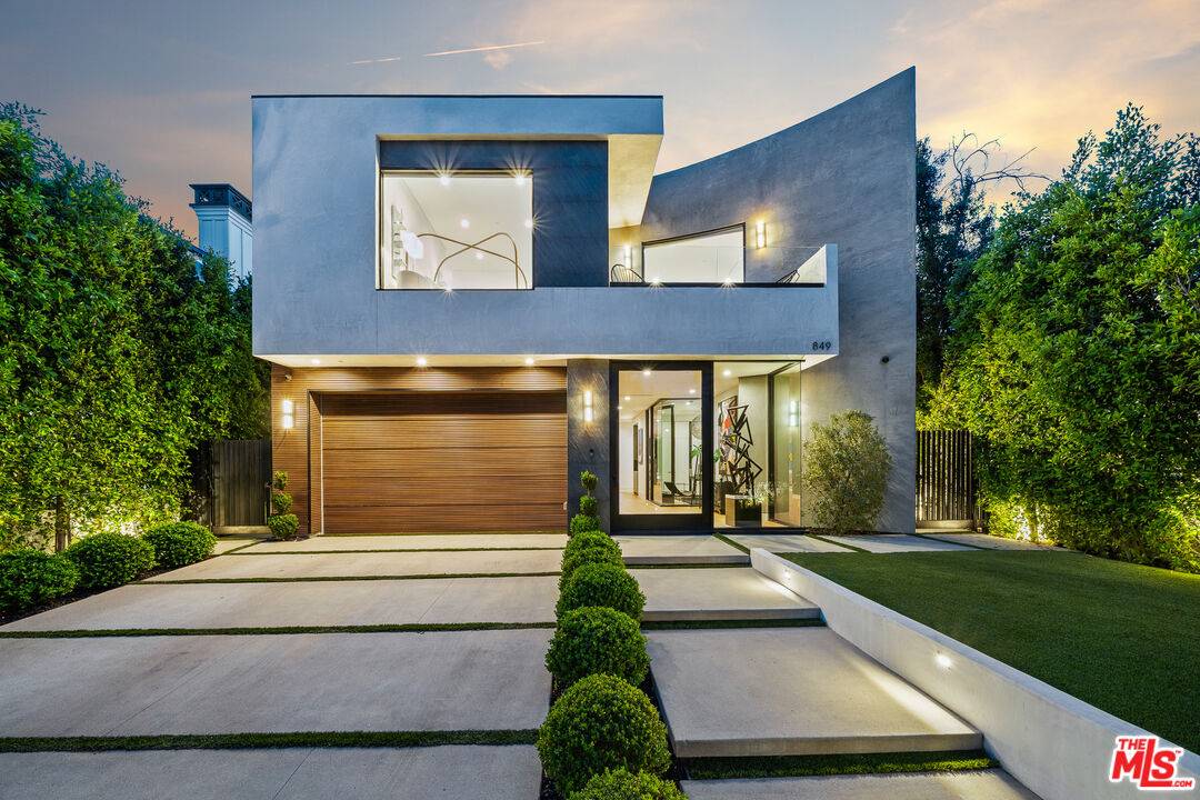 849 N Spaulding Ave 5BR Hollywood Hills East La