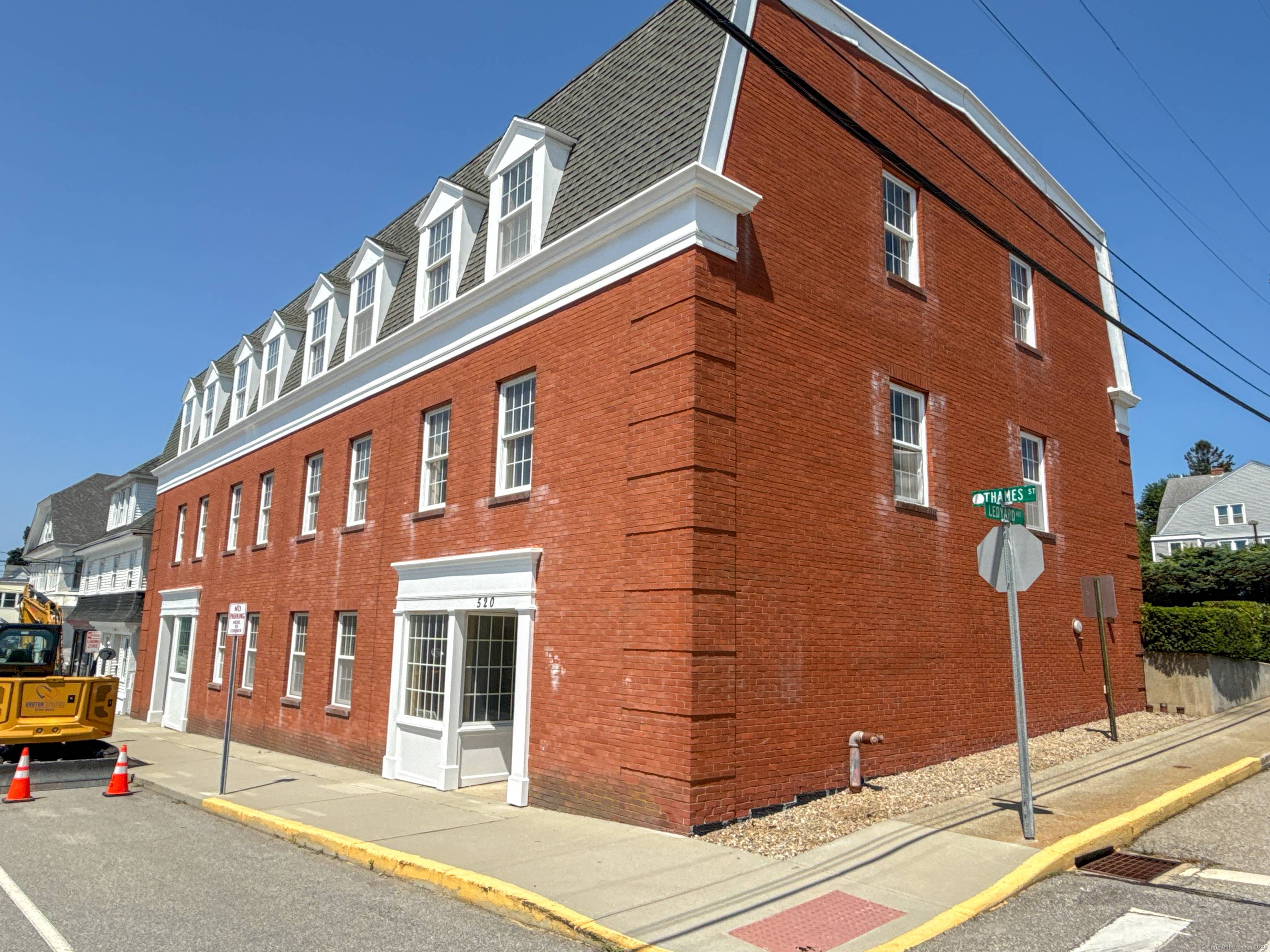 520 Thames Street presents a rare opportunity to acquire a highly functional, strategically located office asset in the heart of southeastern Connecticut's most dynamic employment corridor.