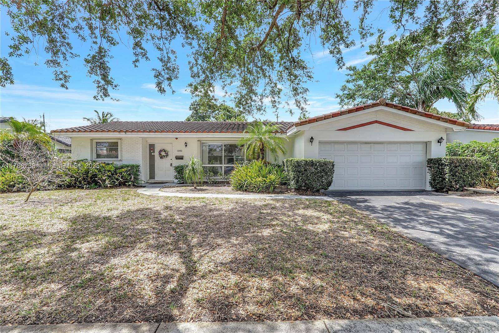 Prime value add in Hollywood Hills !