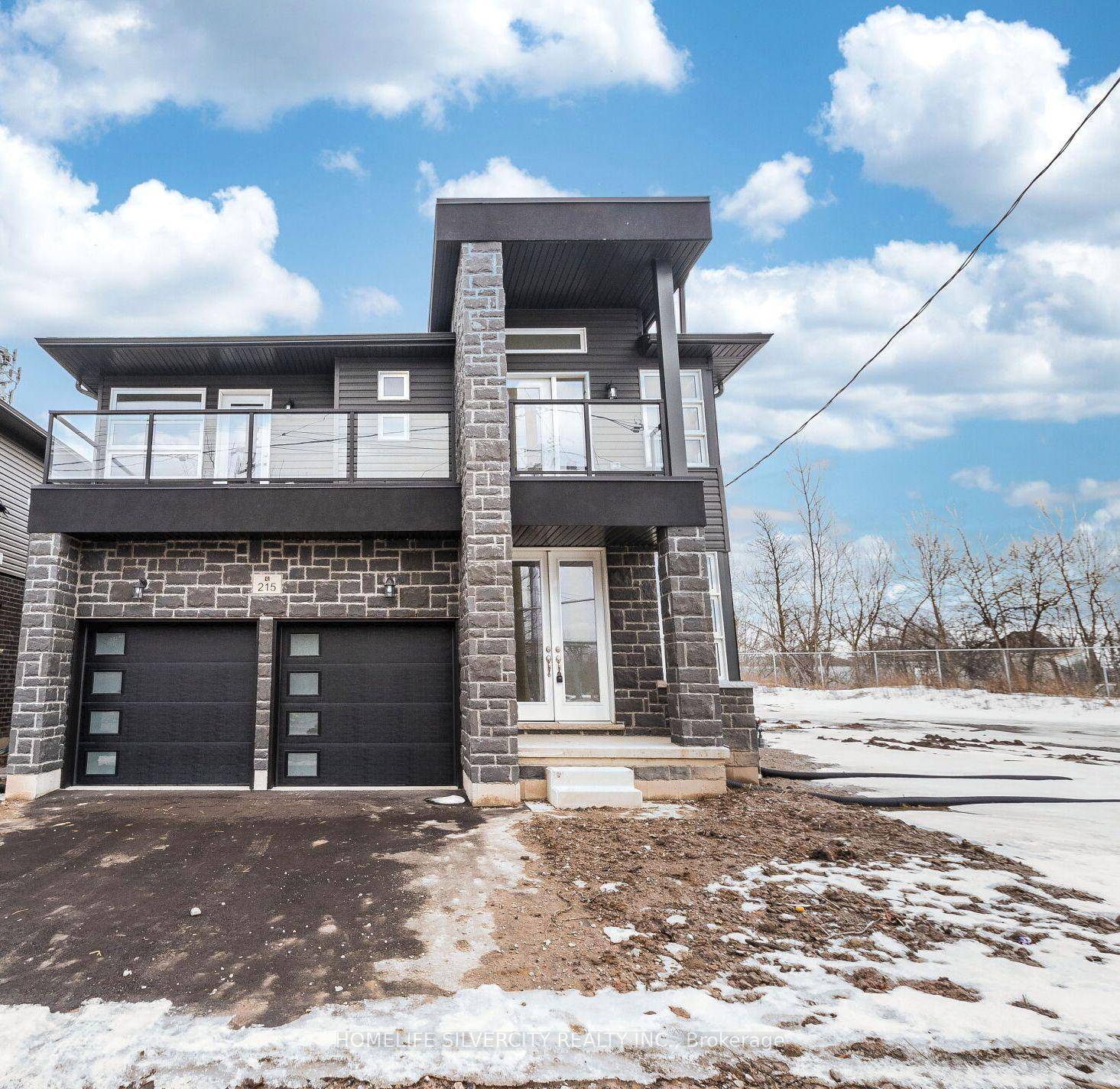 Welcome to spectacular 215 Southworth Street North on 50 feet lot.