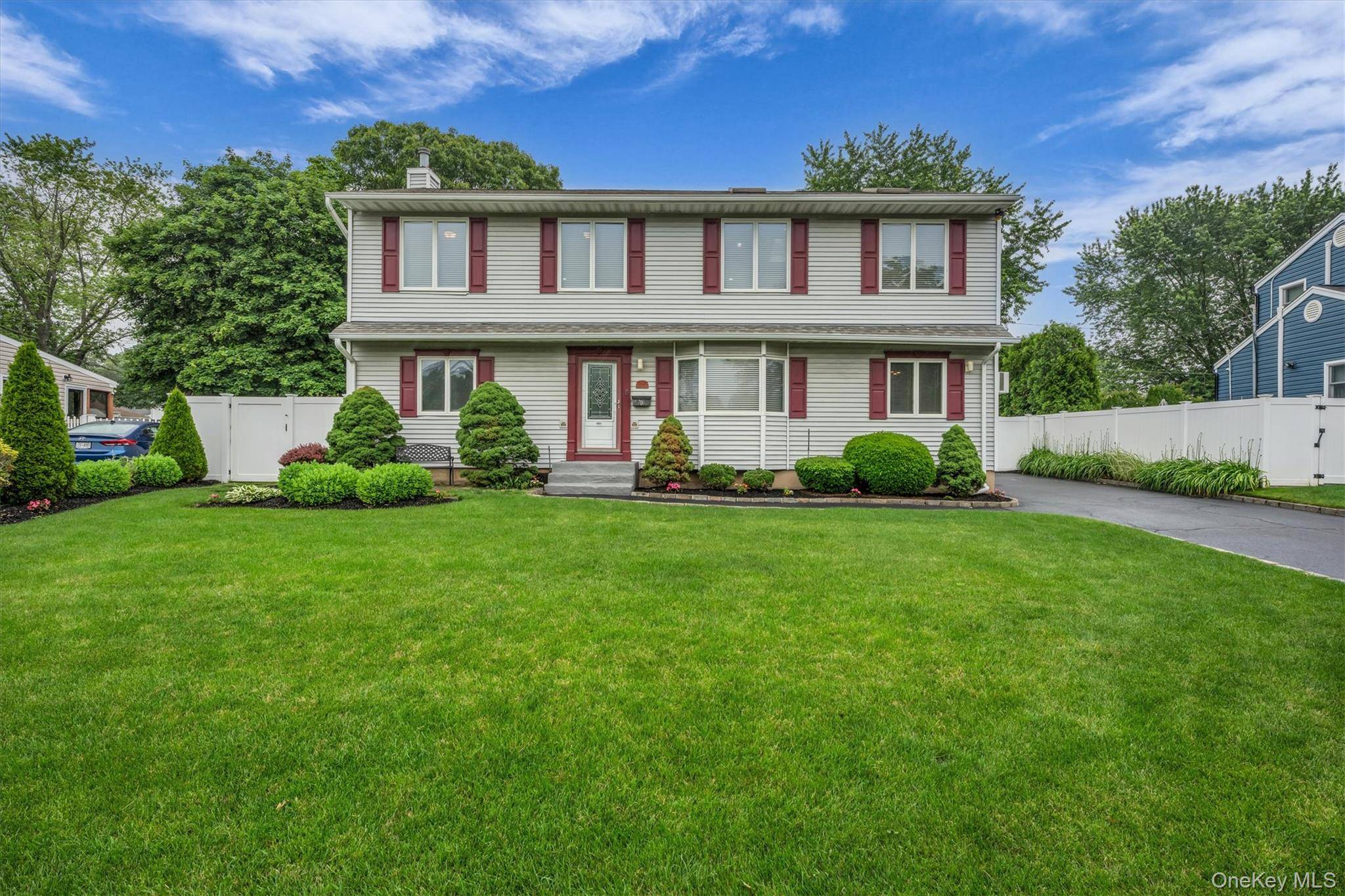 Welcome to 70 Hunter a bright, airy, and uniquely designed 6 bedroom, 4 bathroom home that backs to private state land, offering both tranquility and privacy.