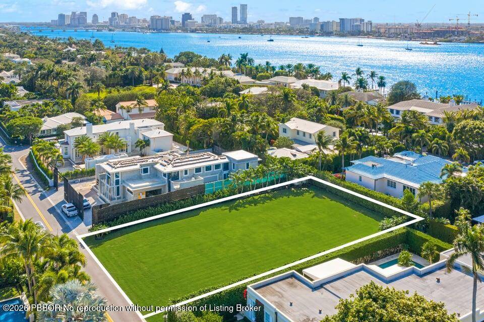 Fantastic property situated on a 17, 000 square foot lot with high elevation.