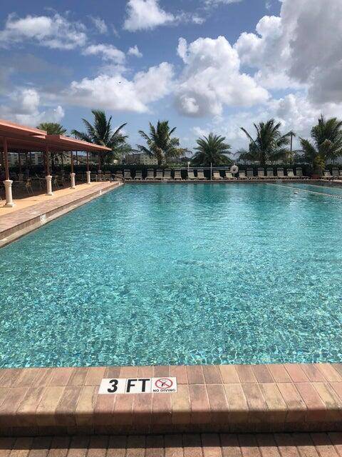 Beautiful resort style living at Century Village.