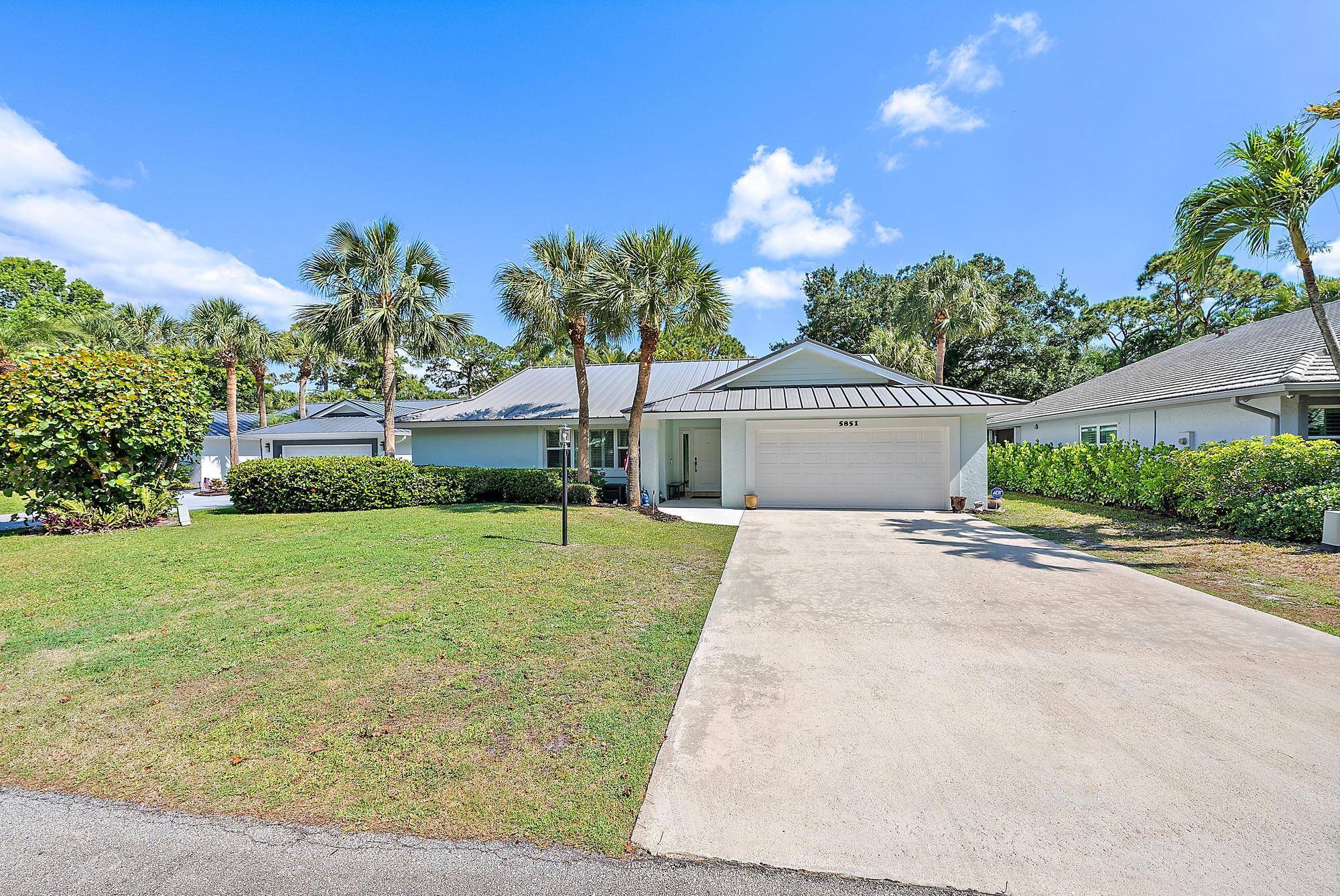 Come see this beautiful 4 bedroom, 2 bath CBS home in the heart of Jupiter !