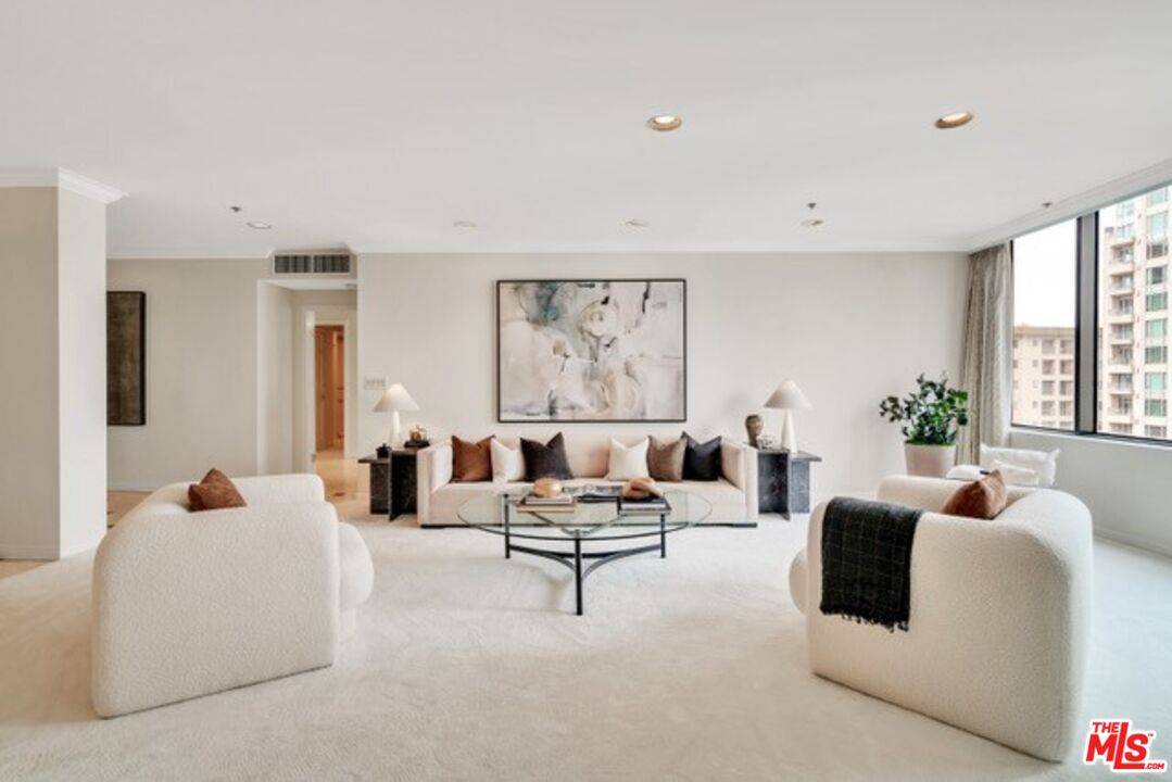 10724 Wilshire Blvd 2BR Westwood La
