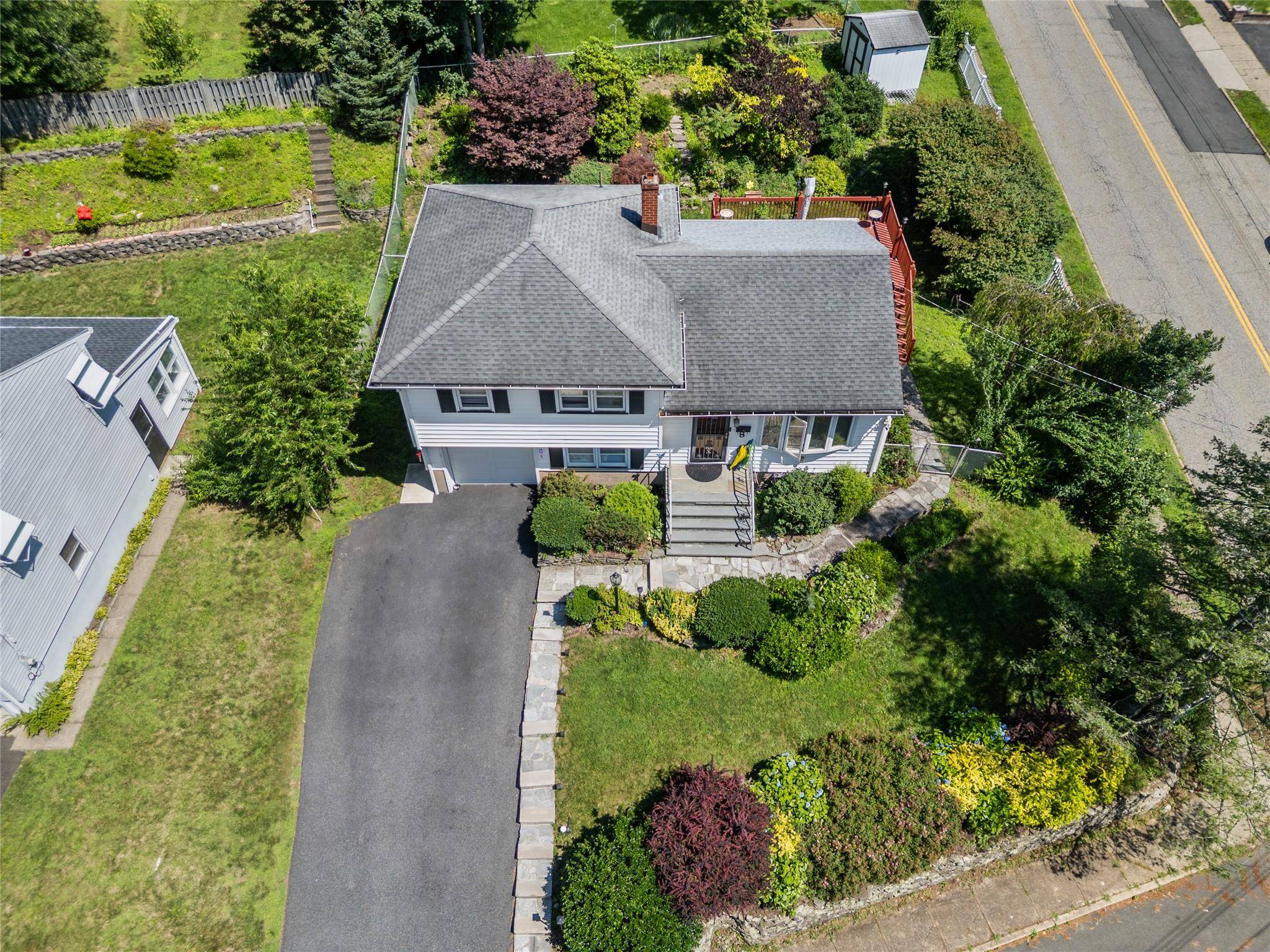 Sweet split level home in the sought after Suffern neighborhood.