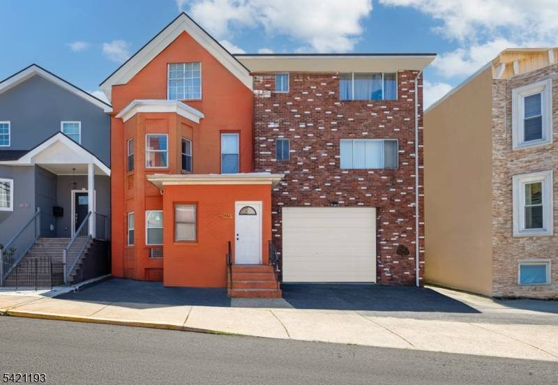 3 Family House in the heart of North Bergen.