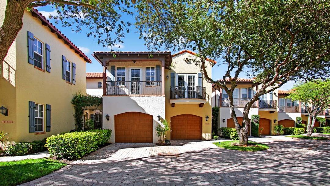 Experience luxury coastal living at 1028 Coralina Lane, a fully furnished townhome just two blocks from the beach and minutes from vibrant Atlantic Avenue.