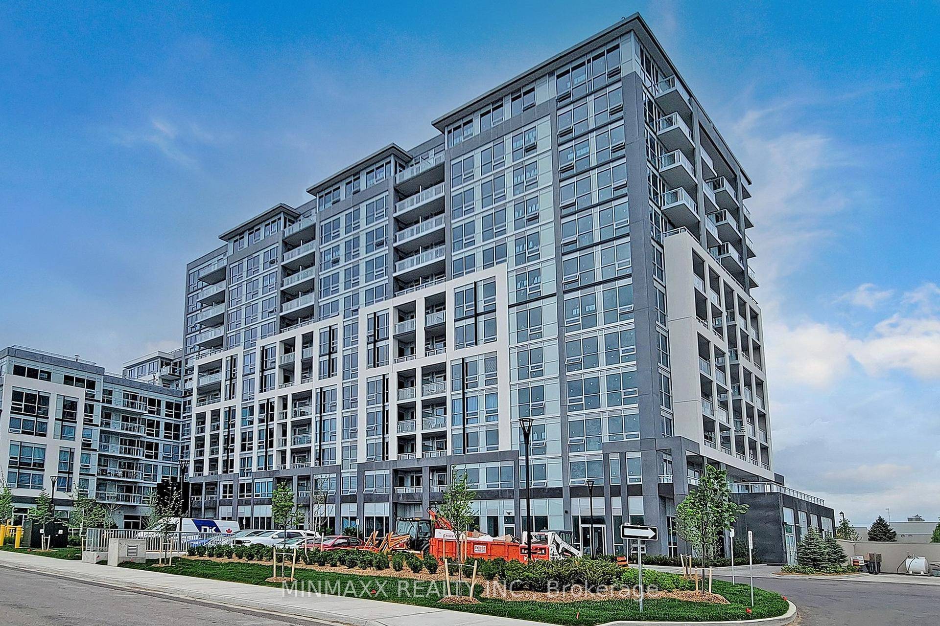 Located At Milton's New Iconic Address Of Fernbrook's Art On Main, This Luxurious 1 Bed Corner 669 SF 550 SF Interior 119 SF Balcony Suite W 9' Ceilings Offers Open ...
