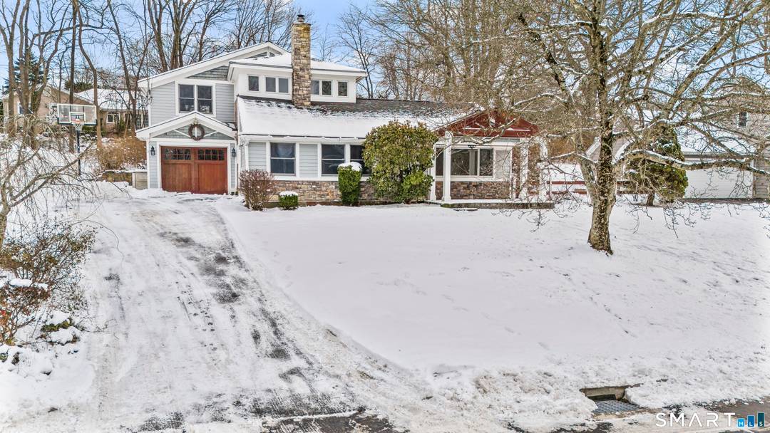 Welcome to this spacious ranch colonial in Fairfield's sought after Lake Mohegan neighborhood !