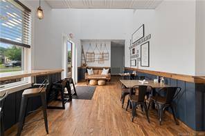 Entrepreneurs Welcome. This is a great opportunity for you to be your own boss.