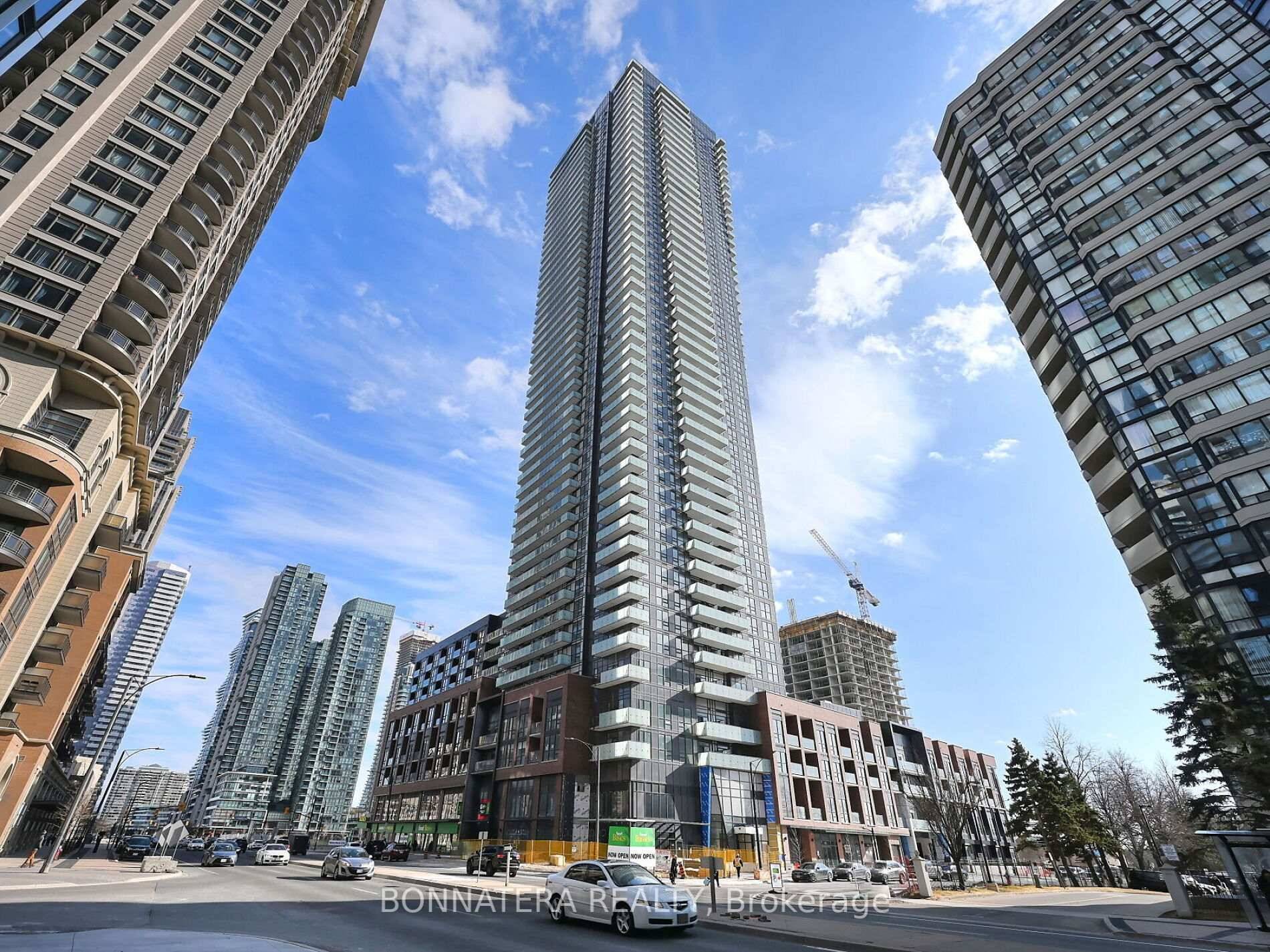 Introducing a stunning, brand new, never before lived in 2 bedroom, 2 bathroom condo in the heart of Downtown Mississauga just a short walk from Square One Shopping Centre !