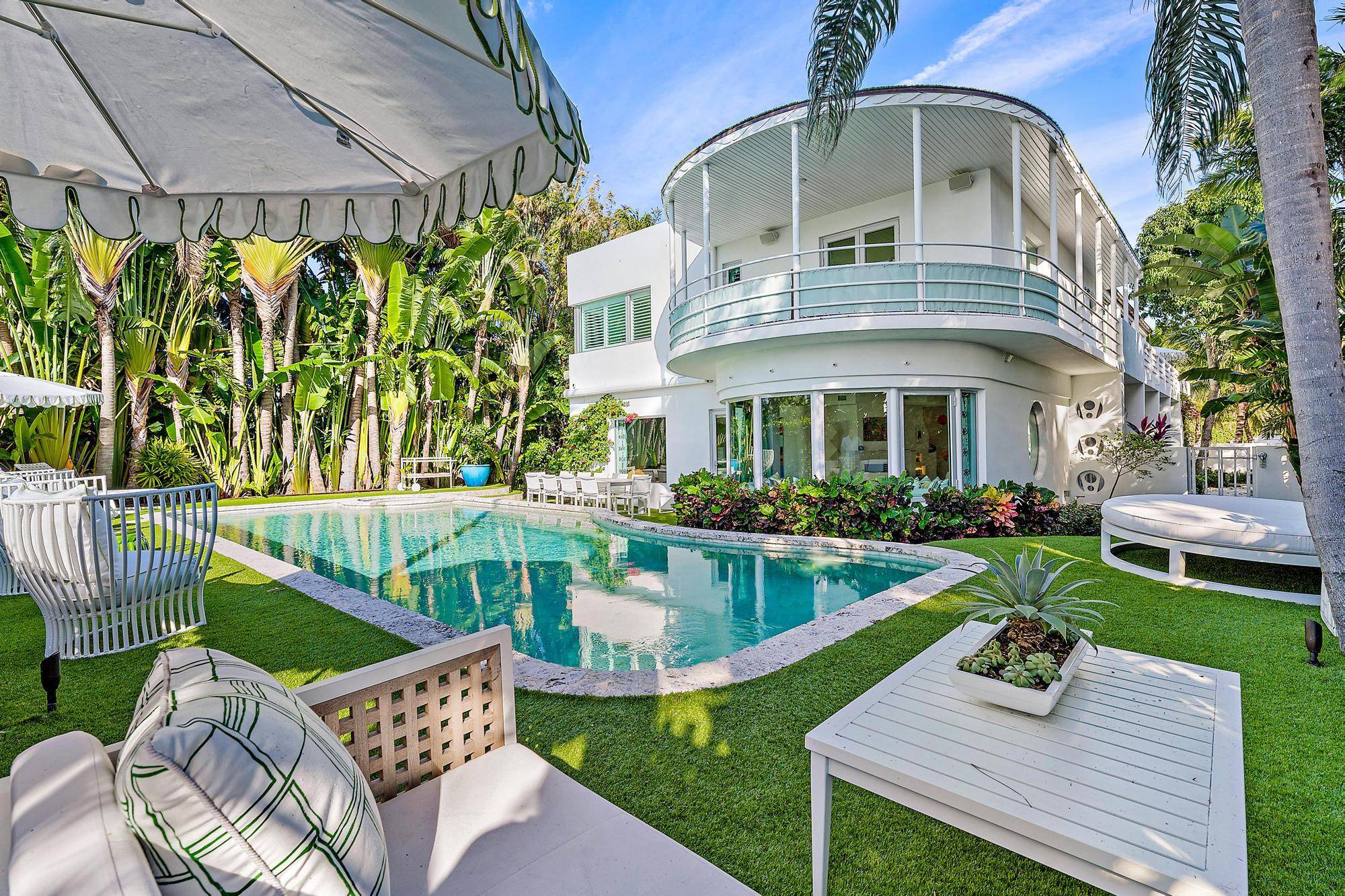 The 'Boat House' built in 1940 by noted architect Belford Shoumate and designed with a Nautical theme.