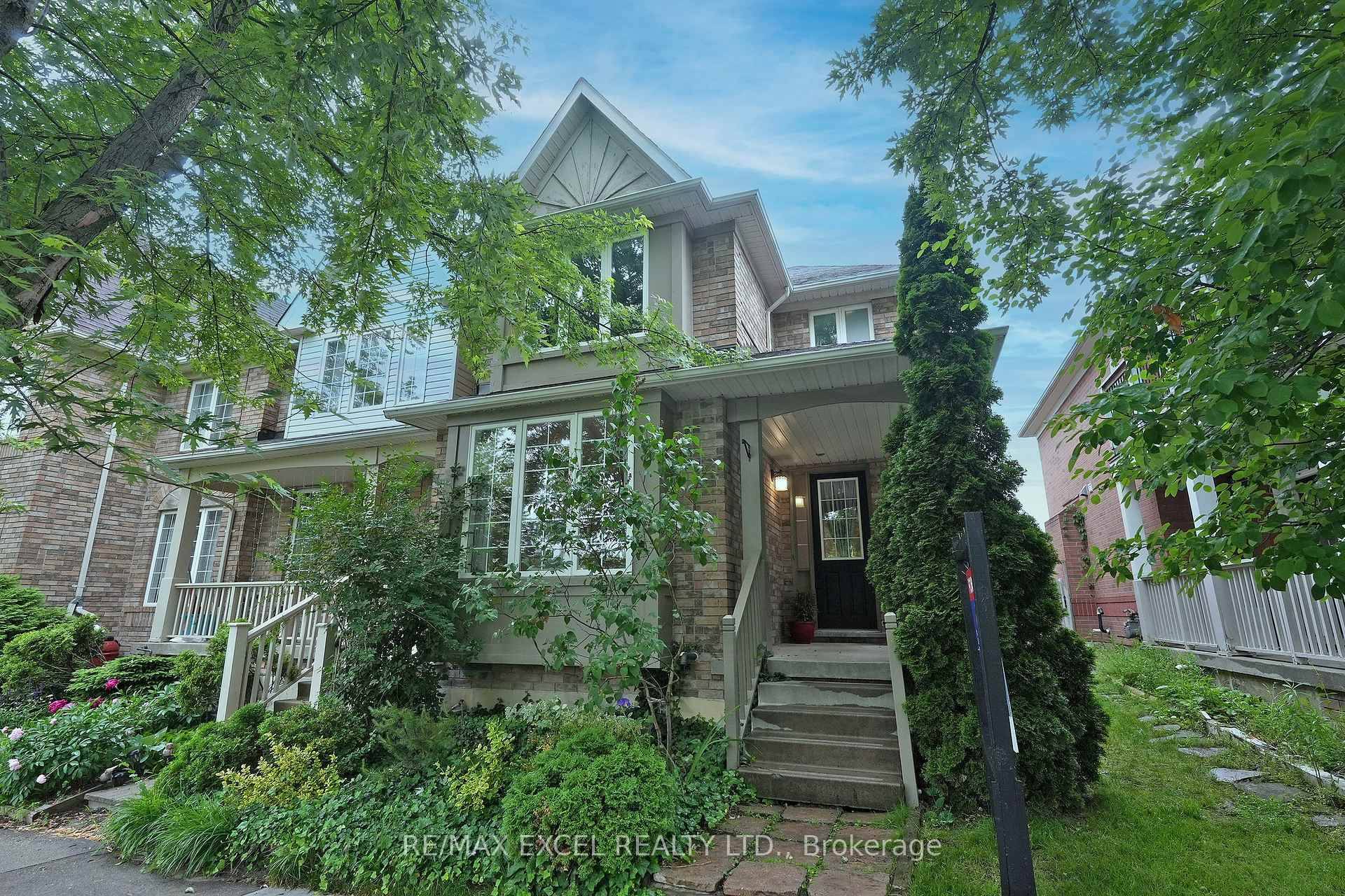 Stunning End Unit Townhome On Premium Lot Overlooking Park !