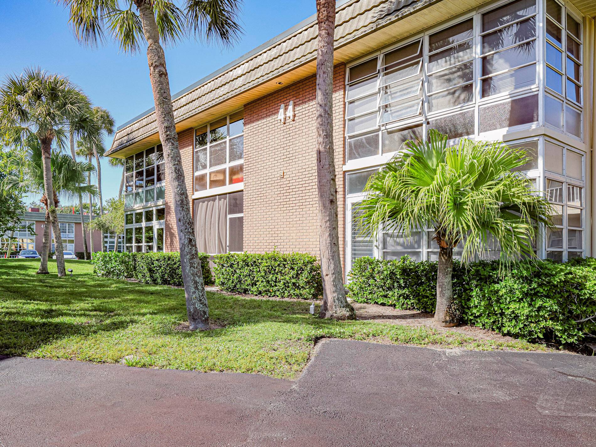 Impeccable first floor 1BR with washer and dryer in the unit.