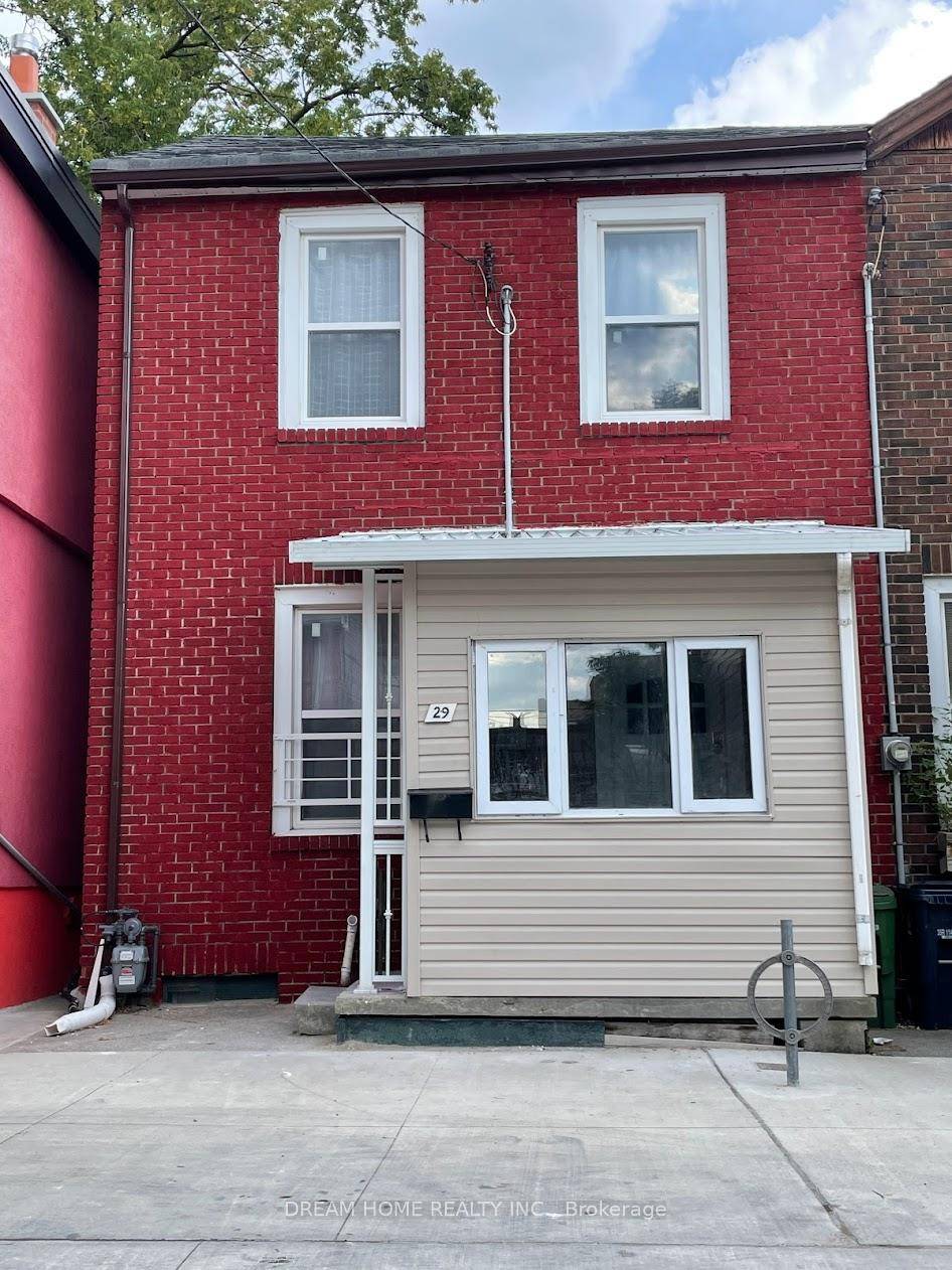 AAA Location ! 950 including all Utilities.