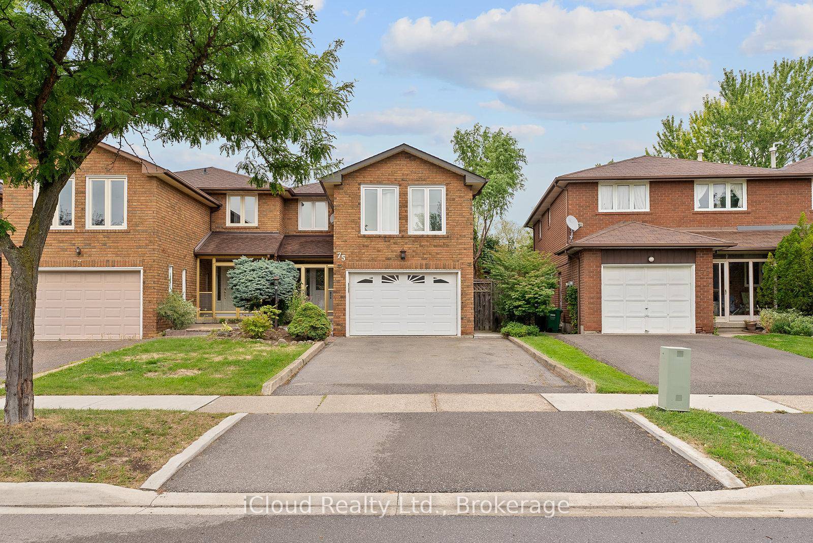 Well Maintained 4 Bedroom House, Nestled In A Desirable Pocket of Streetsville, Backing On Ravine Creek.