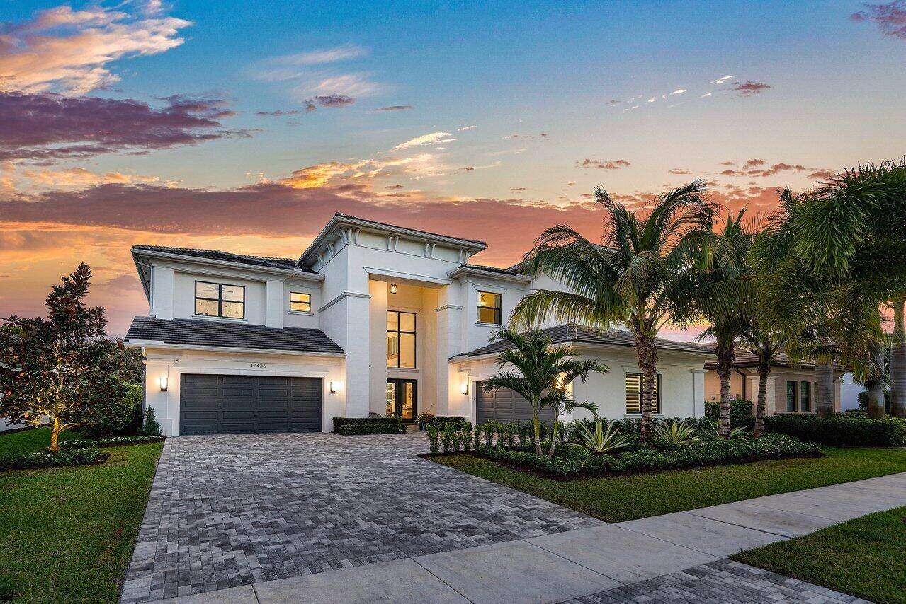 Nestled in the Boca Bridges community on a private Cul de sac, this stunning Riverside residence epitomizes contemporary elegance and upscale living.