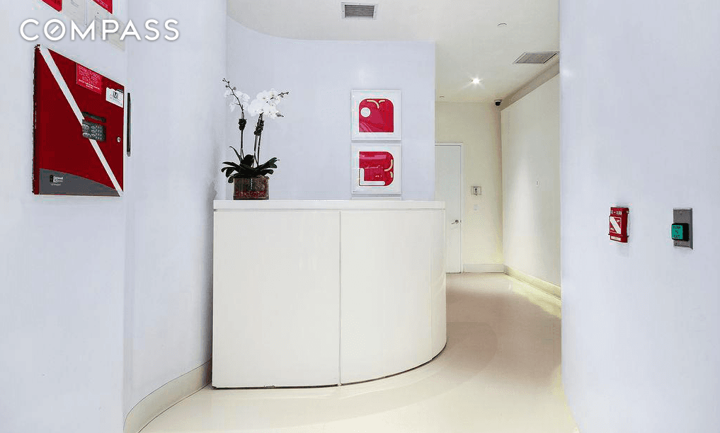 Photo's Coming Soon... Designed by Philip Johnson Alan Ritchie Architects, Number 5 is a boutique building located in the heart of the City, just off 5th Avenue.