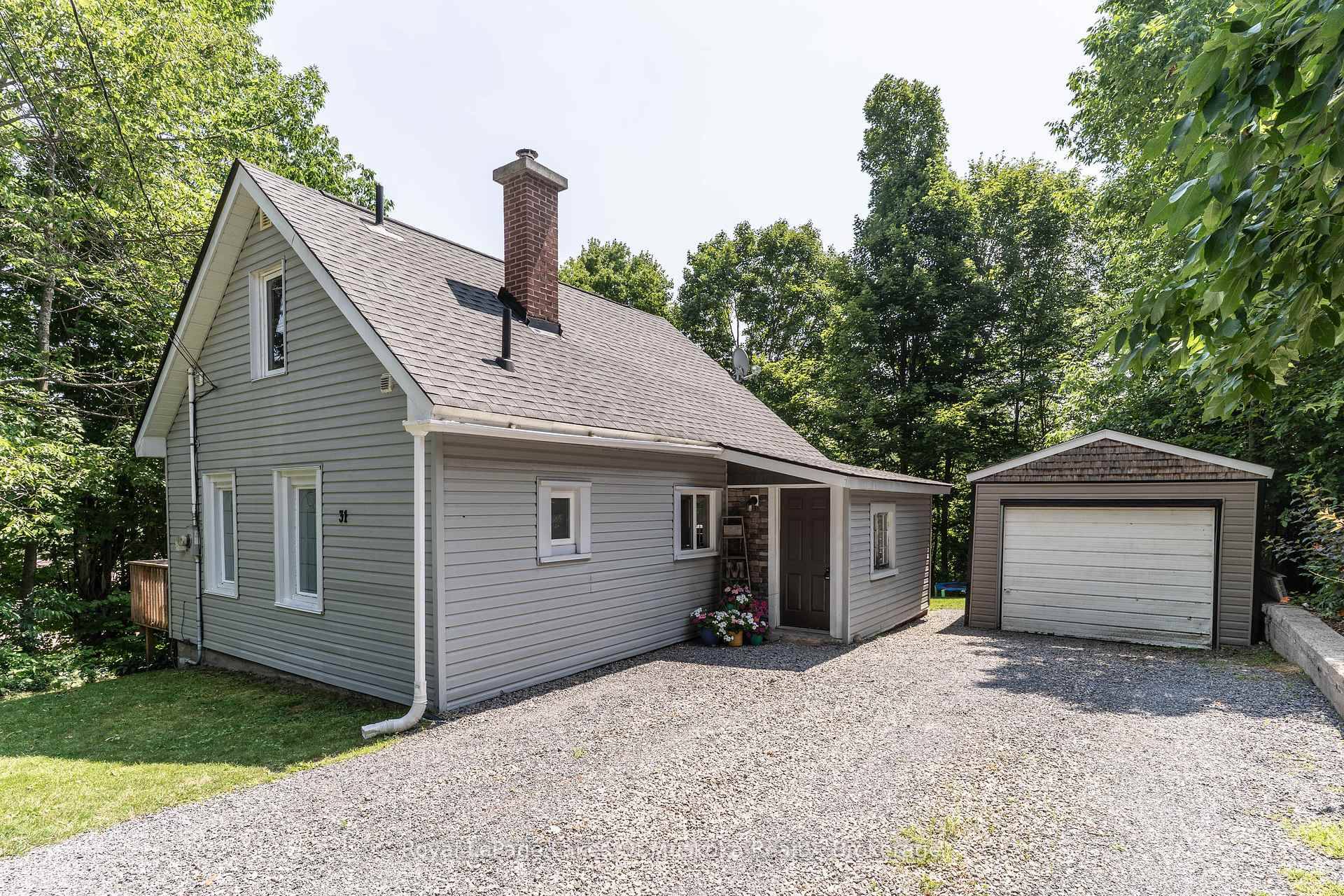 Charming 2 Bedroom, 2 Bath Home on Florence Street, Huntsville.