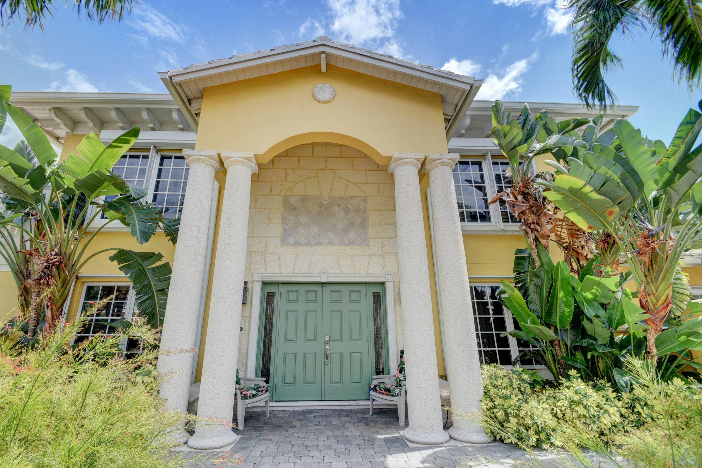 Spacious single family home just steps from a gorgeous beach !
