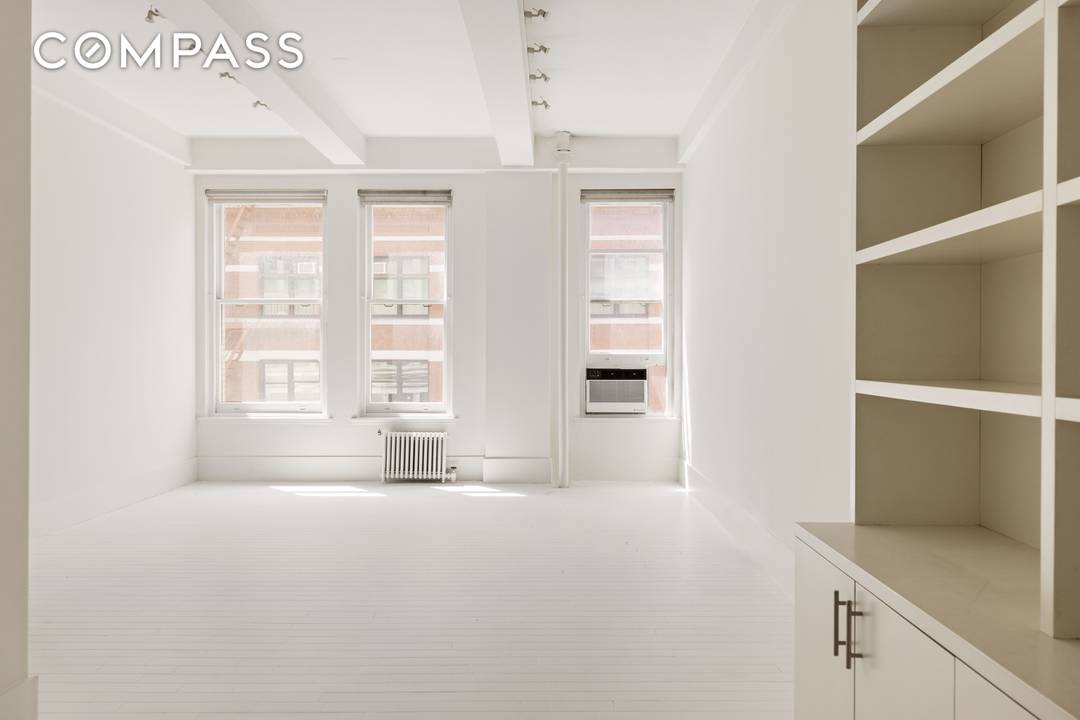 This loft is an absolute gem !