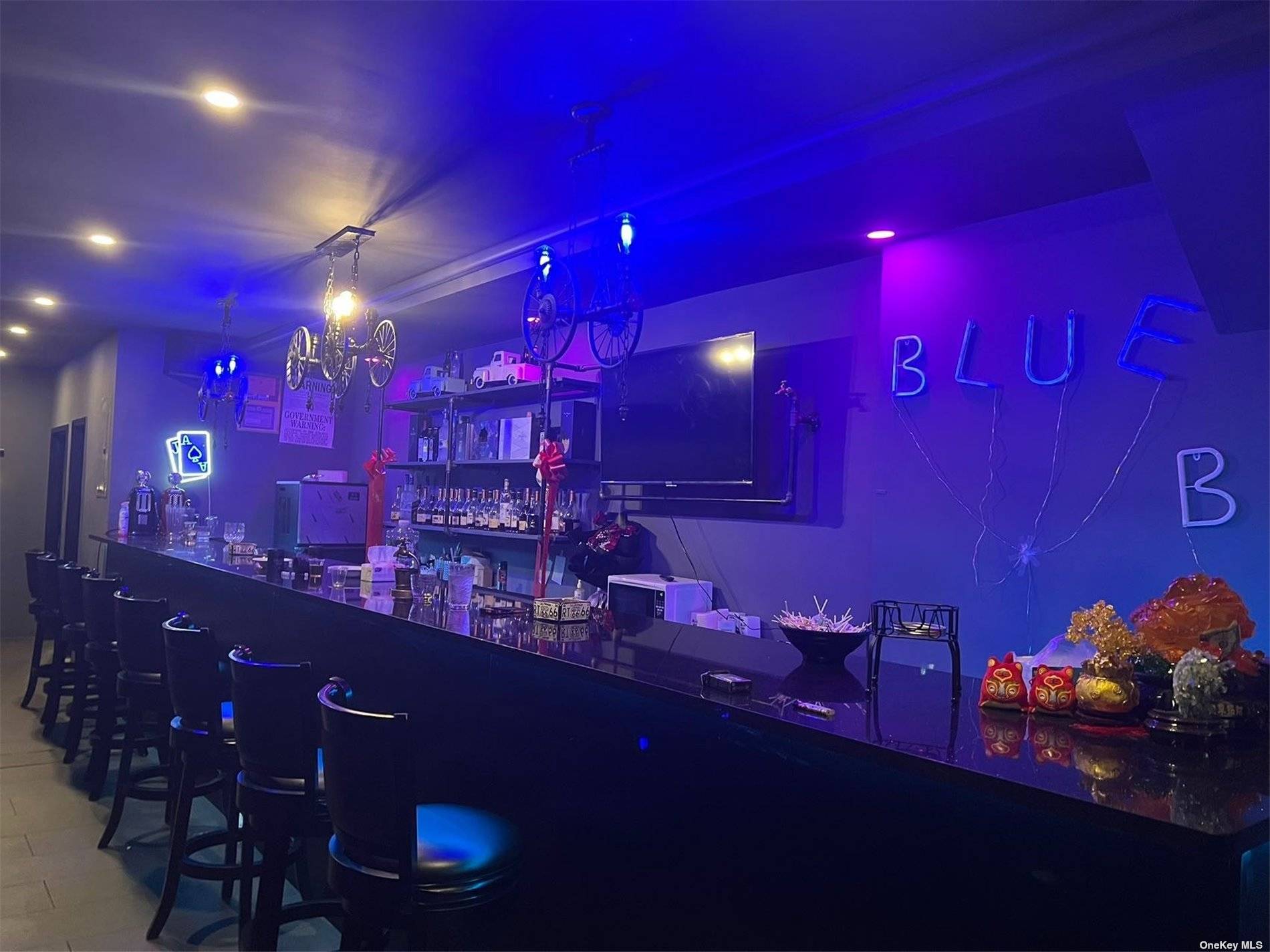 Bar for sale in the busy area.