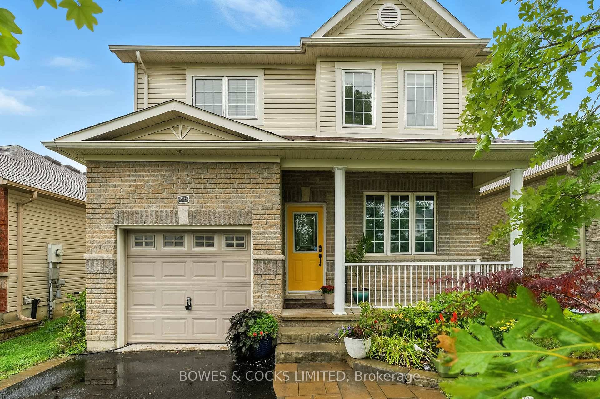 Charming 4 Bedroom Family Home in Sought After North End Neighbourhood.