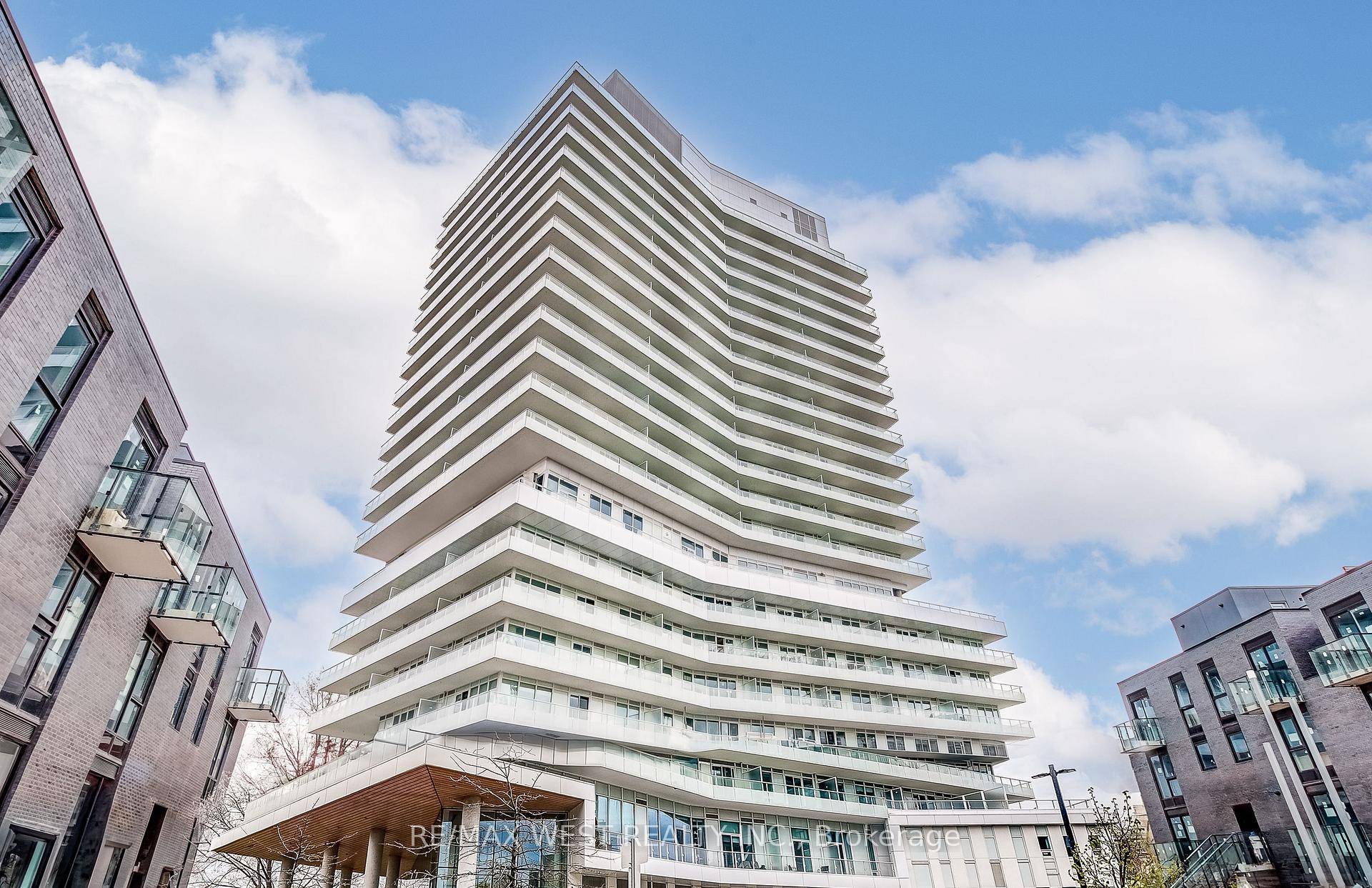 Welcome to Kingsway By The River residences, nestled above the banks of the Humber River.
