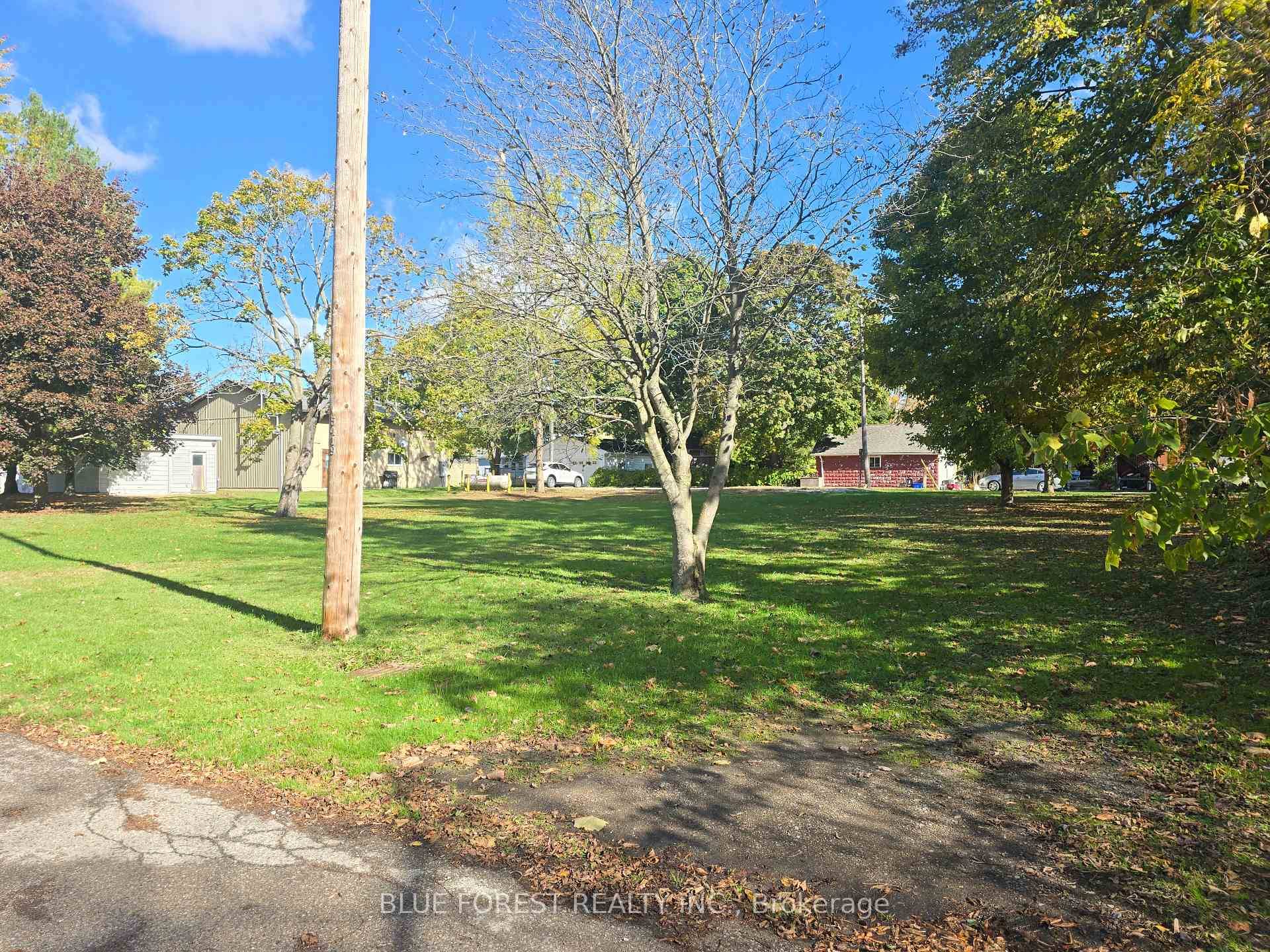 Prime Development Opportunity in the Growing Community of Rodney !