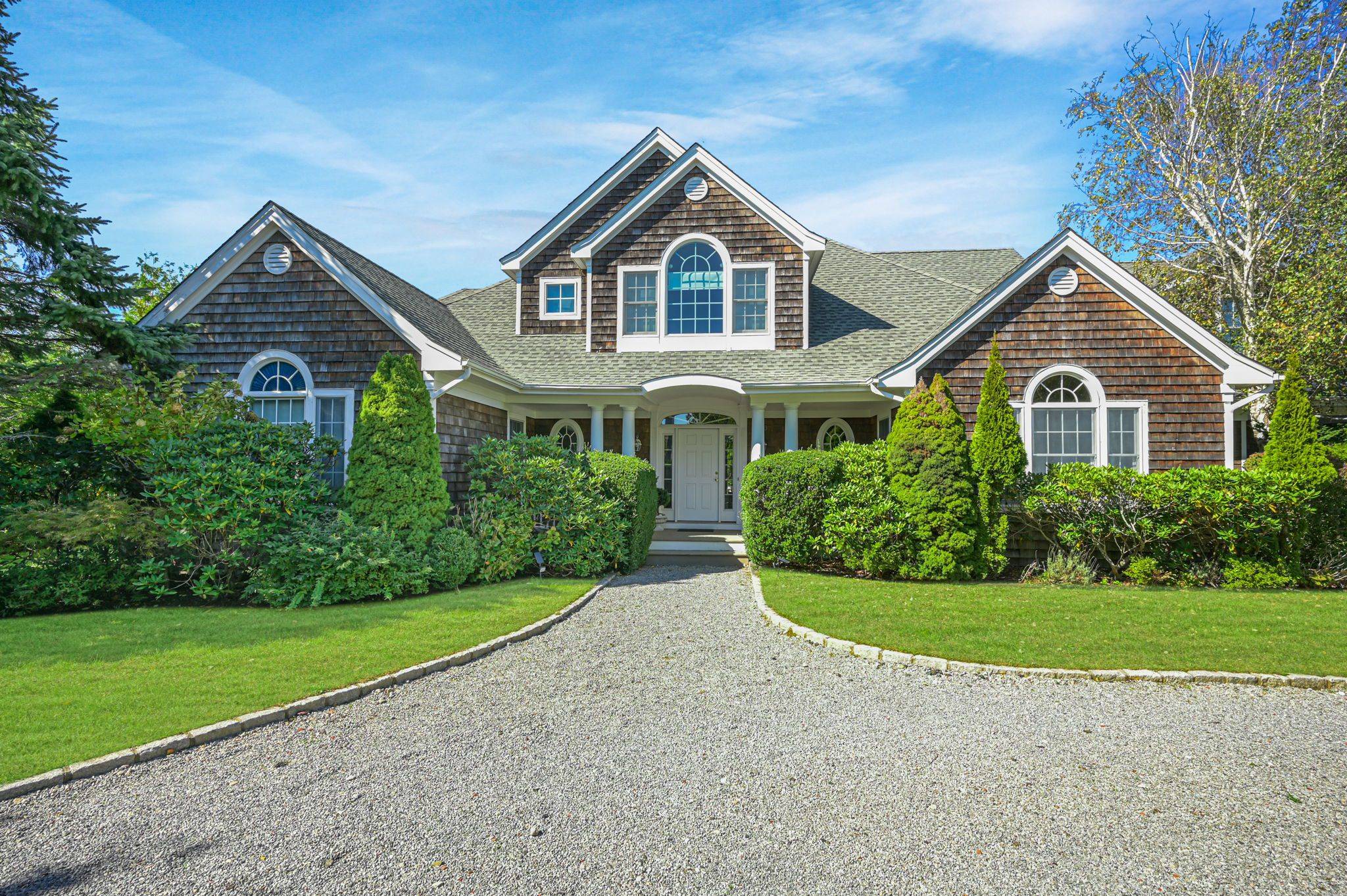 Water Mill South of the Highway Retreat Close to Ocean Beaches